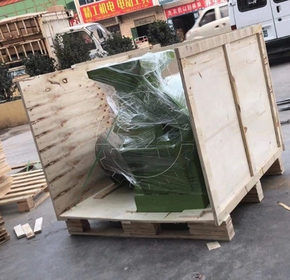 オーガニック肥料の生産のための800KG 簡単な操作鶏糞粉砕機