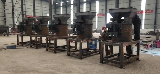 ウーリア肥料の垂直粉砕機 3-5t/h 容量と先進技術